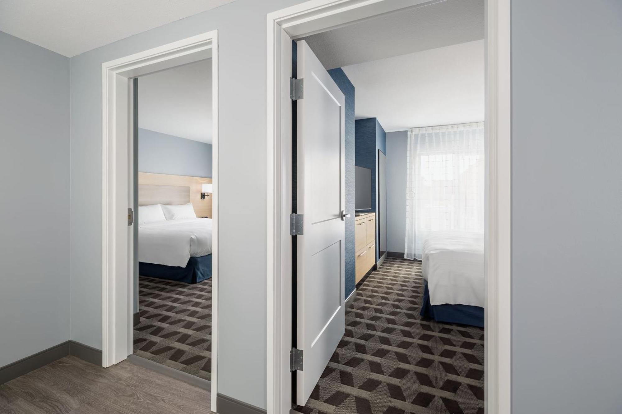 Towneplace Suites By Marriott Rochester Mayo Clinic Area Екстер'єр фото